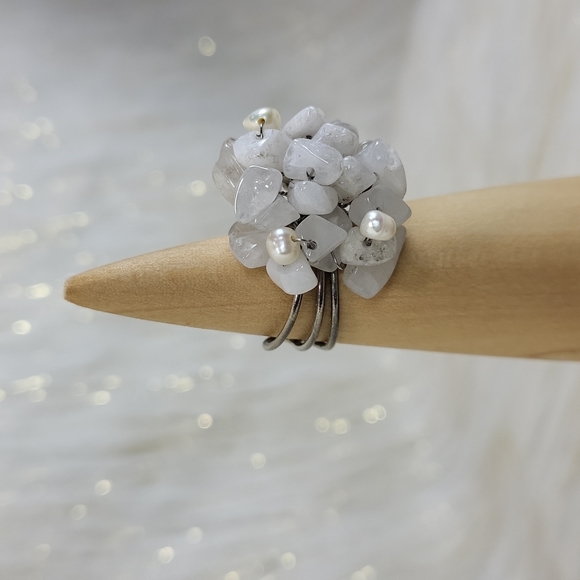 Statement Ring - Picture 2 of 8